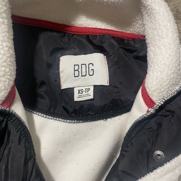 BDG Urban Outfitters Pullover Size XS Alpine Sherpa Fleece Oversized Sweatshirt - Picture 3 of 10